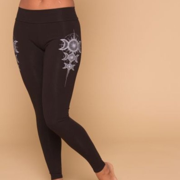 USA Made Eco Friendly Lunar Leggings - Picture 3 of 7